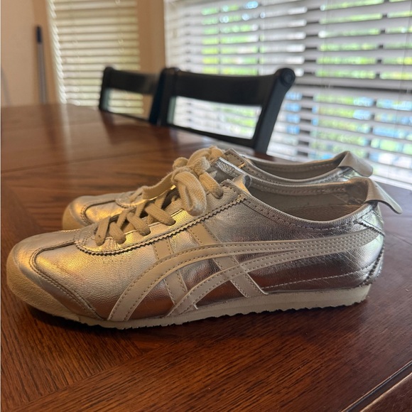 Onitsuka Tiger by Asics Silver Sneakers - Picture 5 of 6